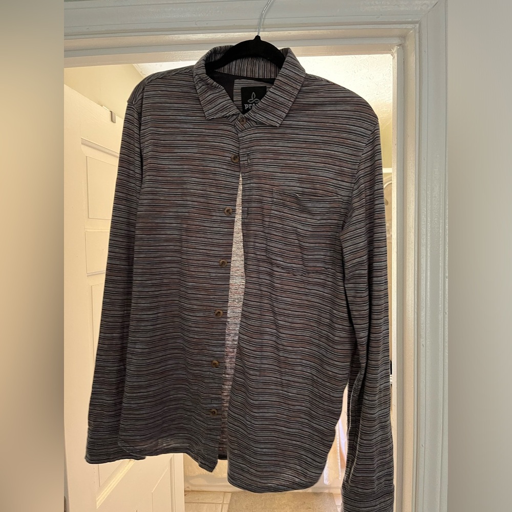 Prana button down - Picture 3 of 3